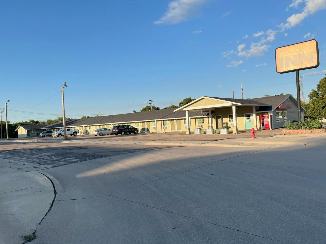 Economy Inn McCook Exterior foto